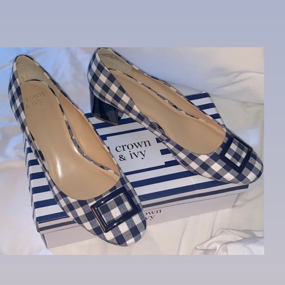 crown and ivy white heels